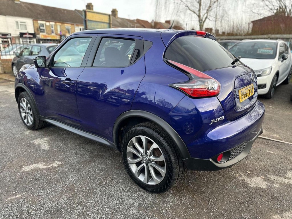 NISSAN JUKE