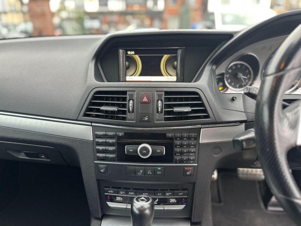 MERCEDES-BENZ E CLASS