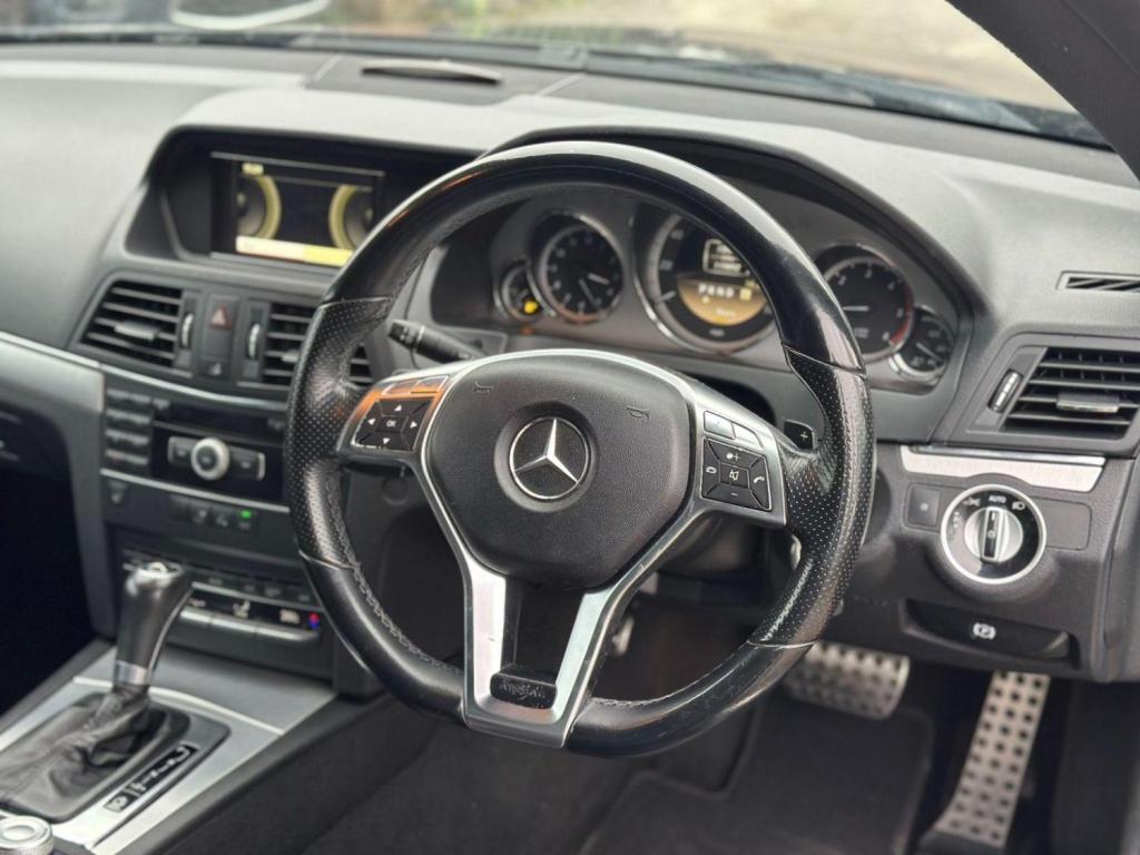 MERCEDES-BENZ E CLASS