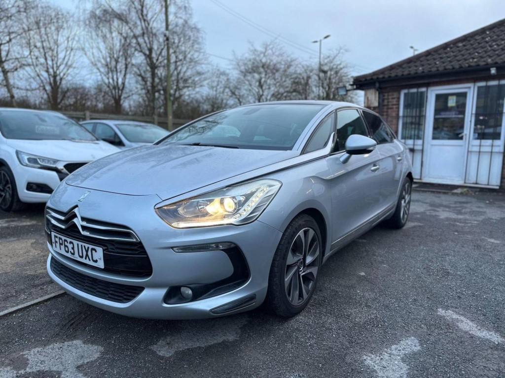 View CITROEN DS5 2.0 HDi DStyle Euro 5 5dr