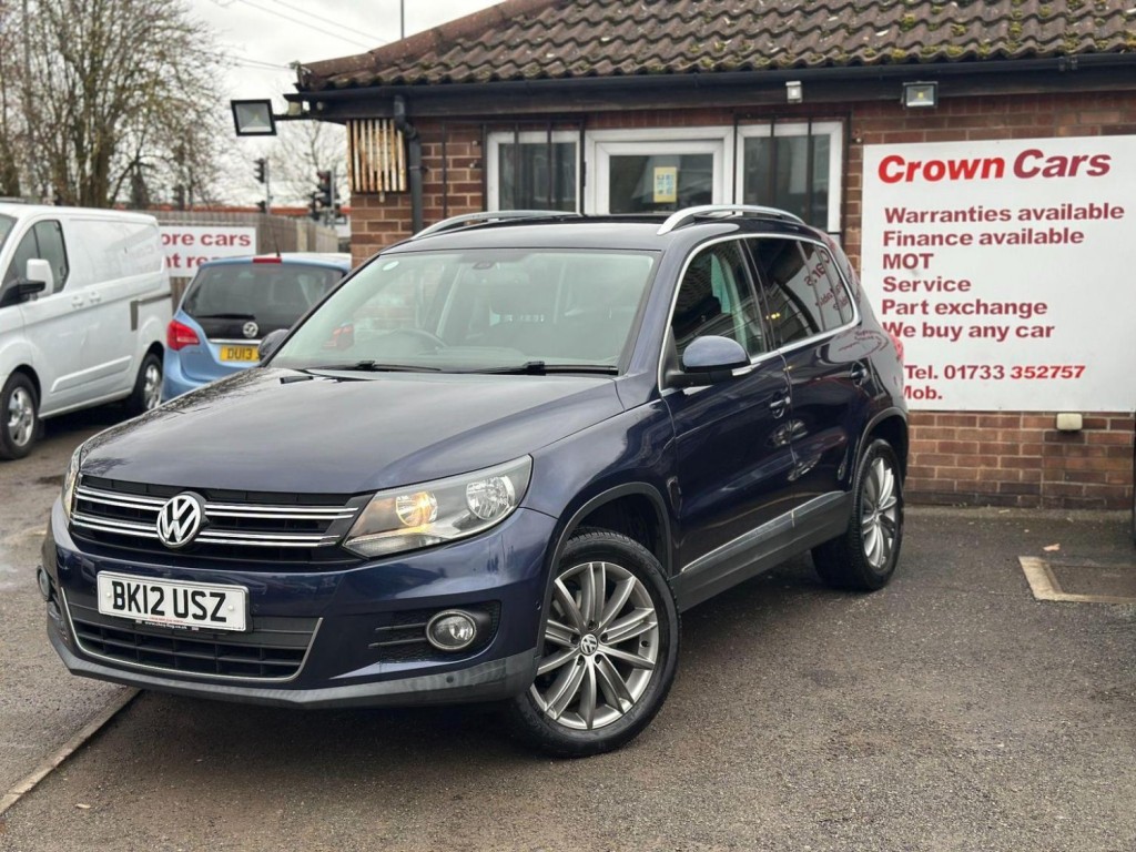 View VOLKSWAGEN TIGUAN 2.0 TDI BlueMotion Tech SE DSG 4WD Euro 5 (s/s) 5dr