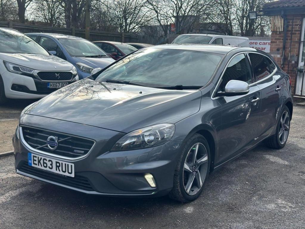 VOLVO V40
