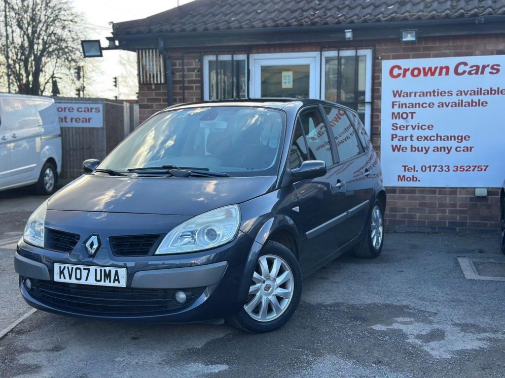View RENAULT SCENIC 1.5 dCi Dynamique 5dr