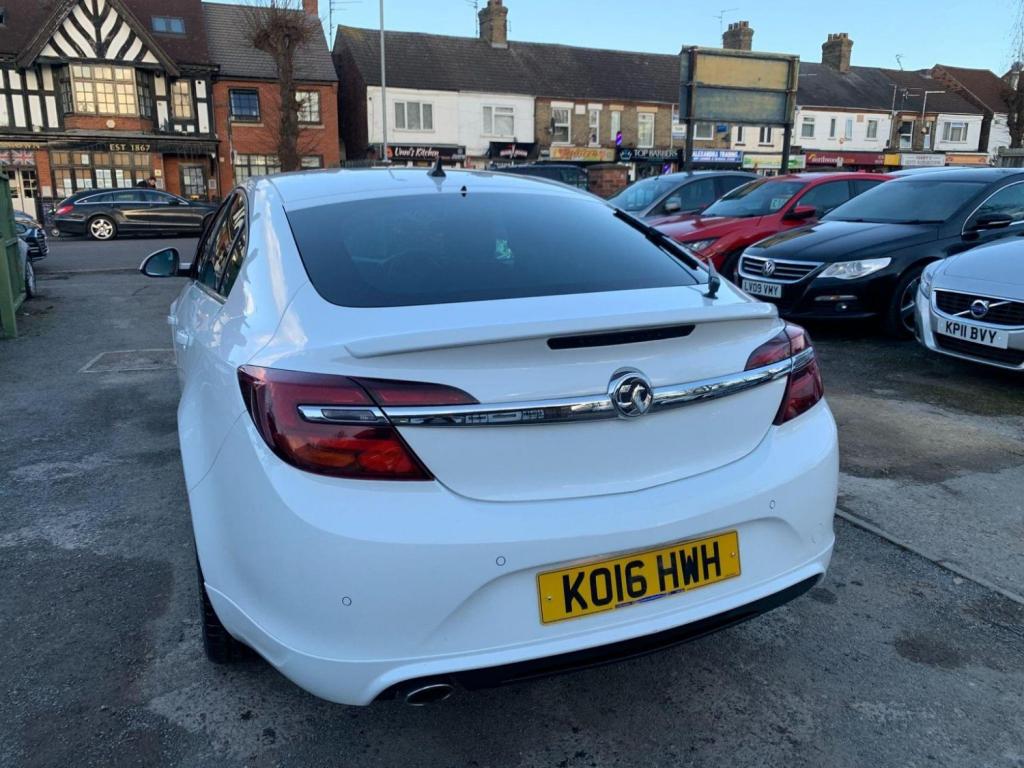 VAUXHALL INSIGNIA