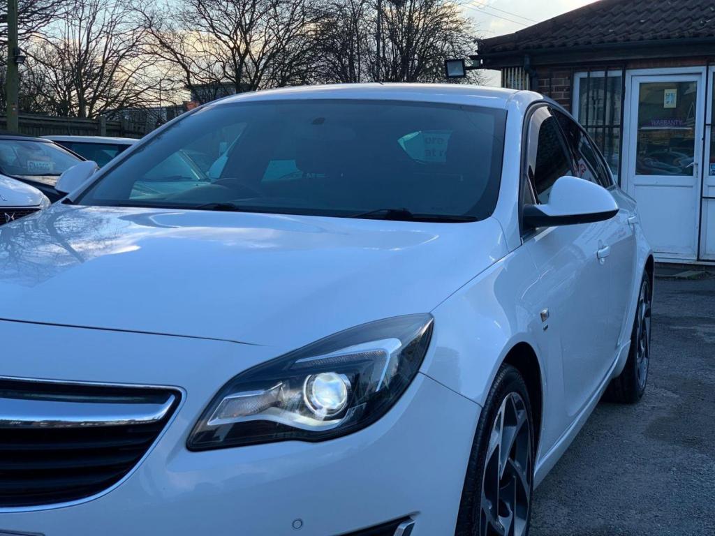 VAUXHALL INSIGNIA