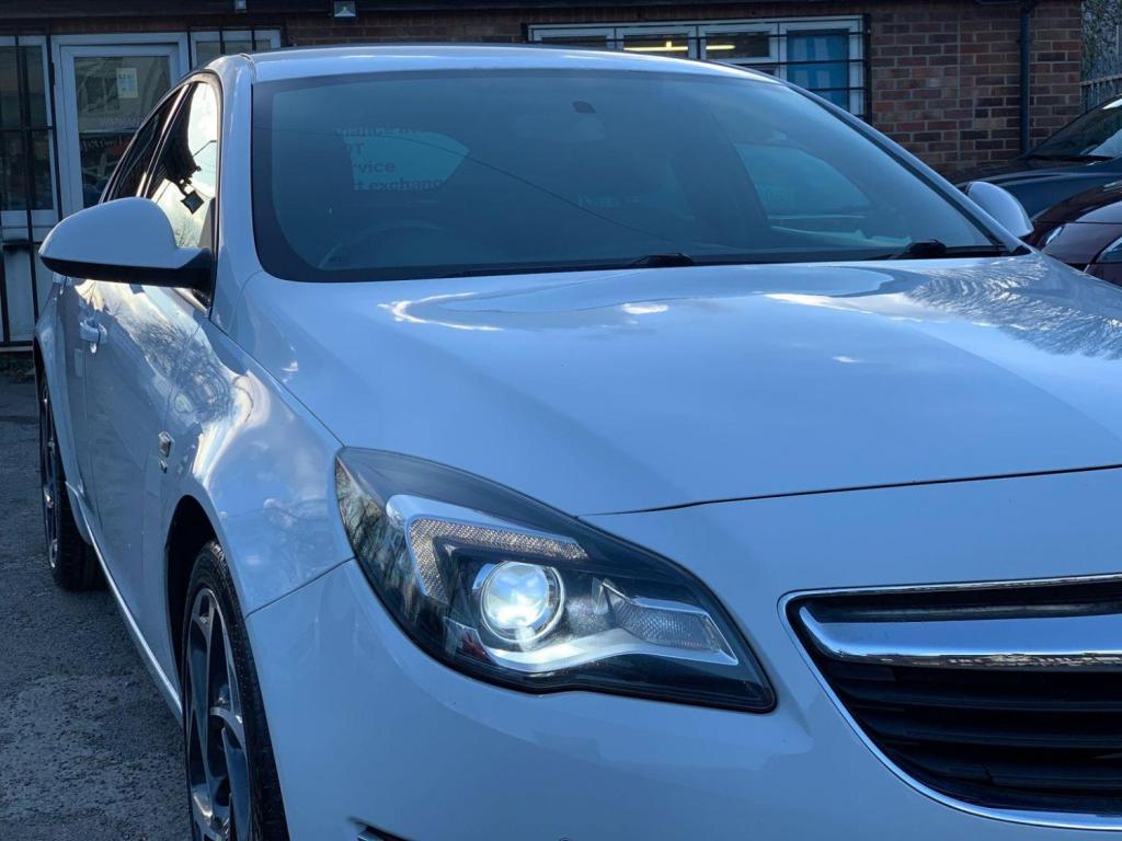 VAUXHALL INSIGNIA