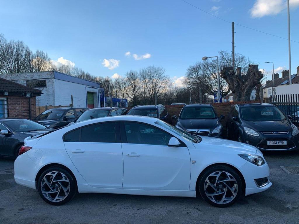 VAUXHALL INSIGNIA