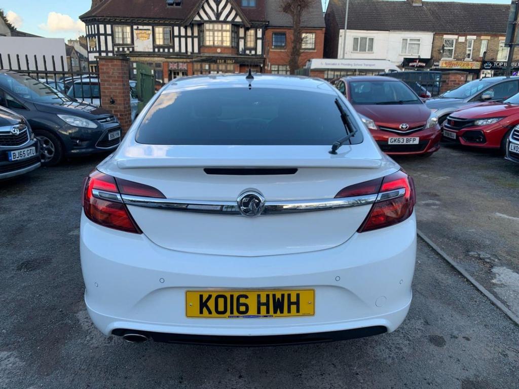 VAUXHALL INSIGNIA