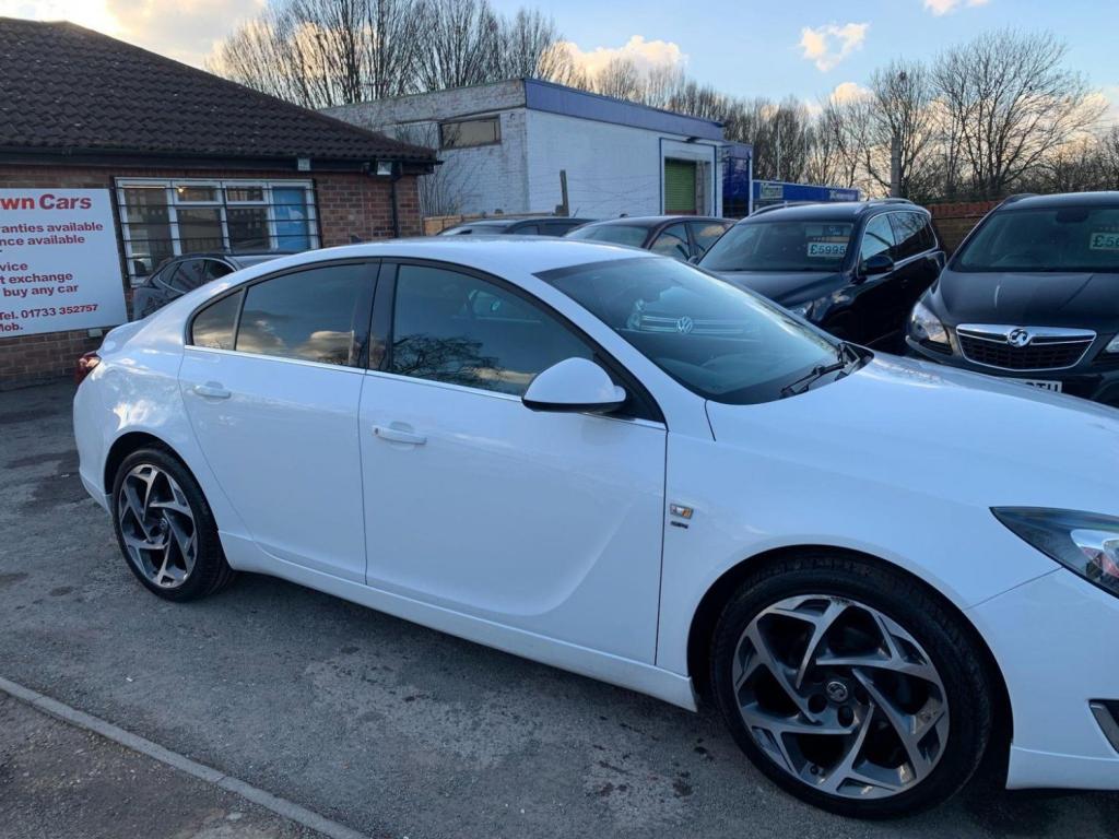 VAUXHALL INSIGNIA