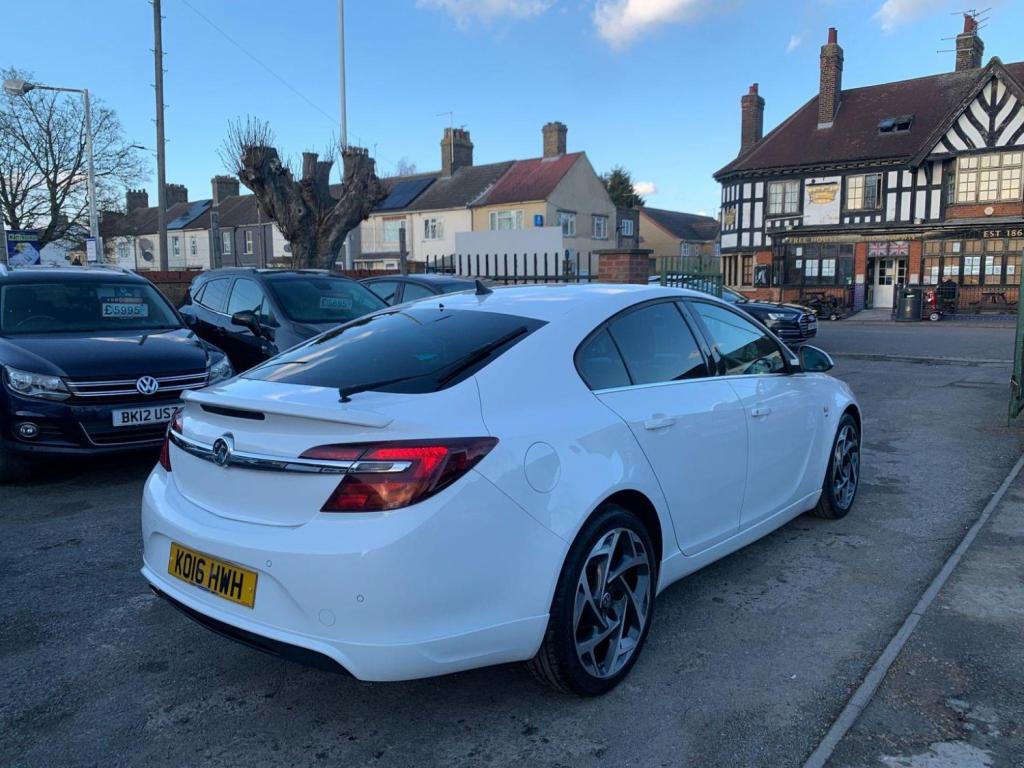 VAUXHALL INSIGNIA