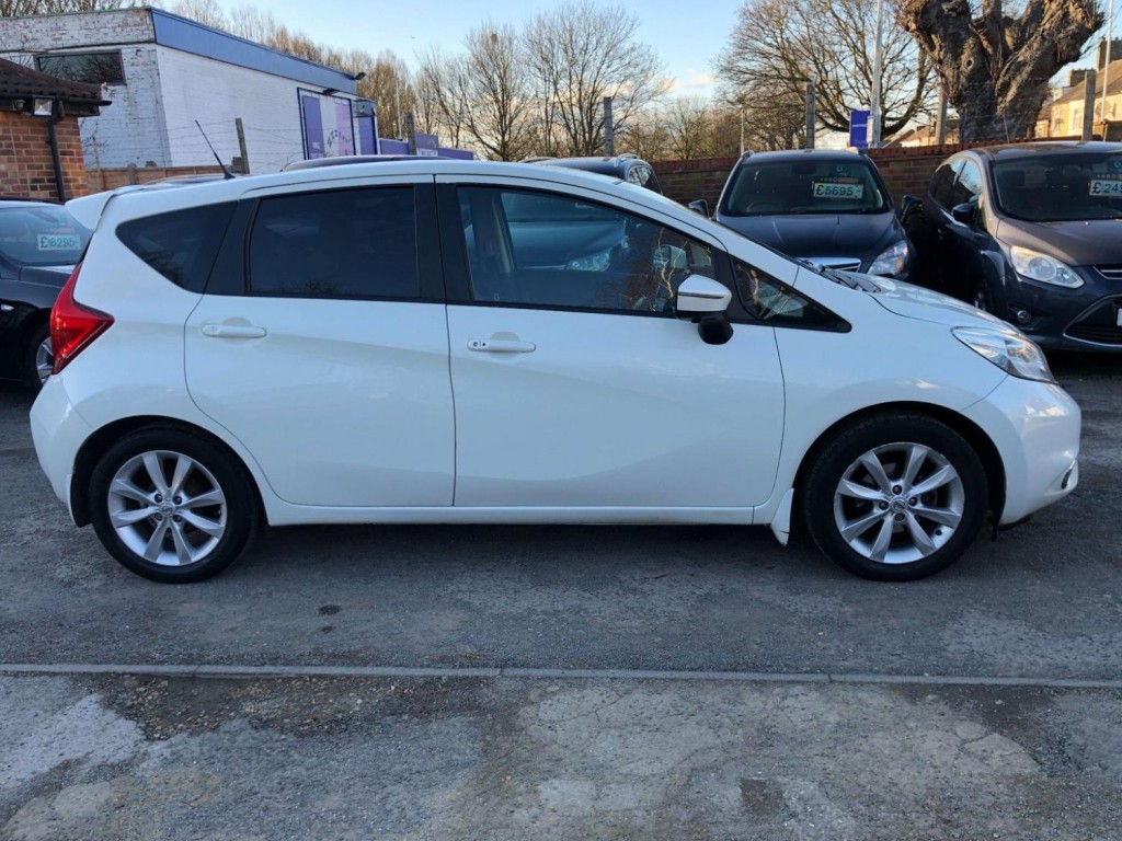 View NISSAN NOTE 1.5 dCi Tekna Euro 5 (s/s) 5dr