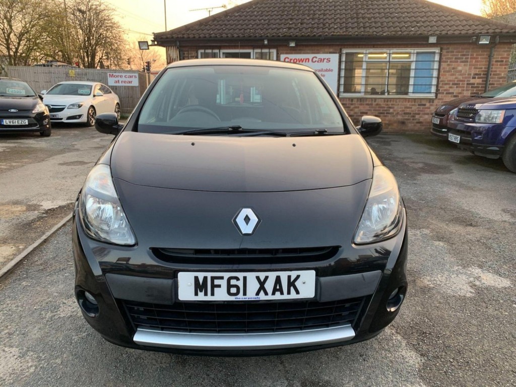 View RENAULT CLIO 1.2 I-Music Euro 5 5dr