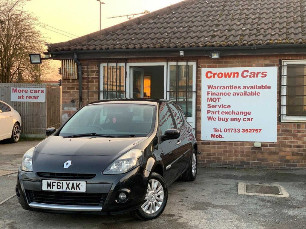 View RENAULT CLIO 1.2 I-Music Euro 5 5dr