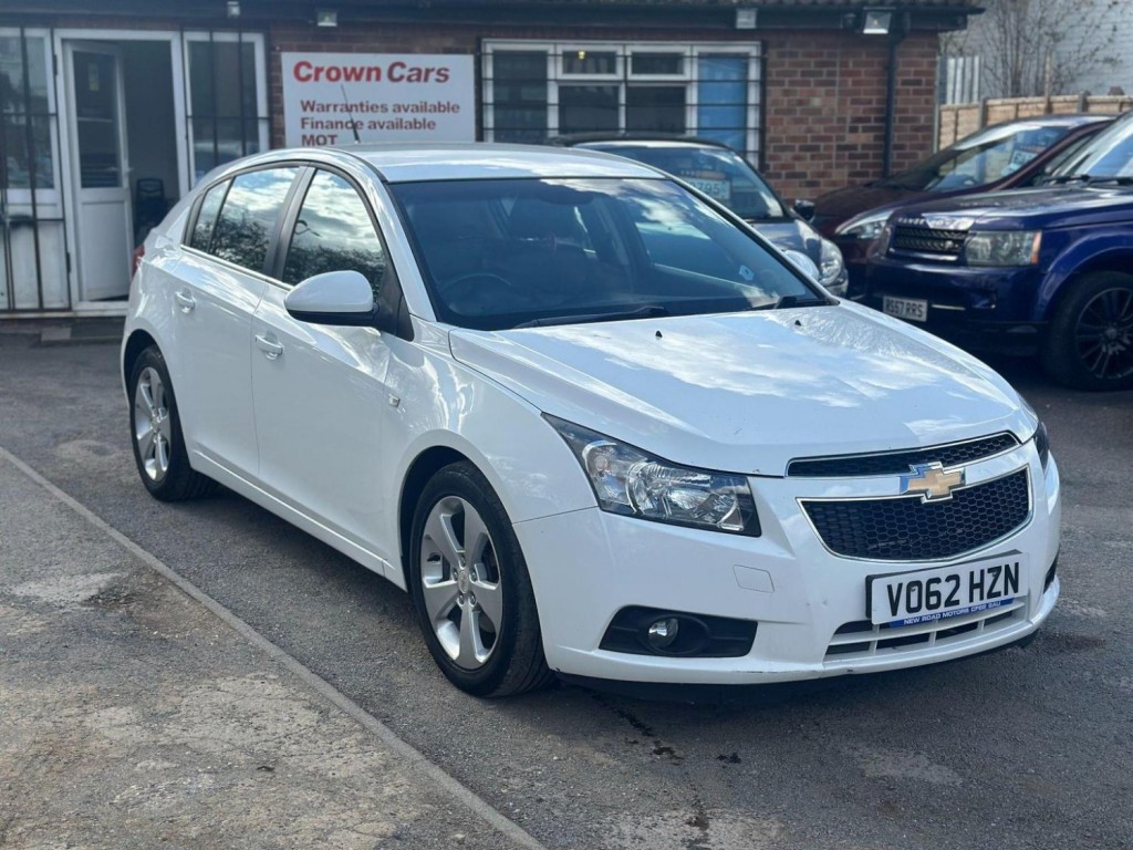 View CHEVROLET CRUZE 2.0 VCDi LTZ Euro 5 5dr