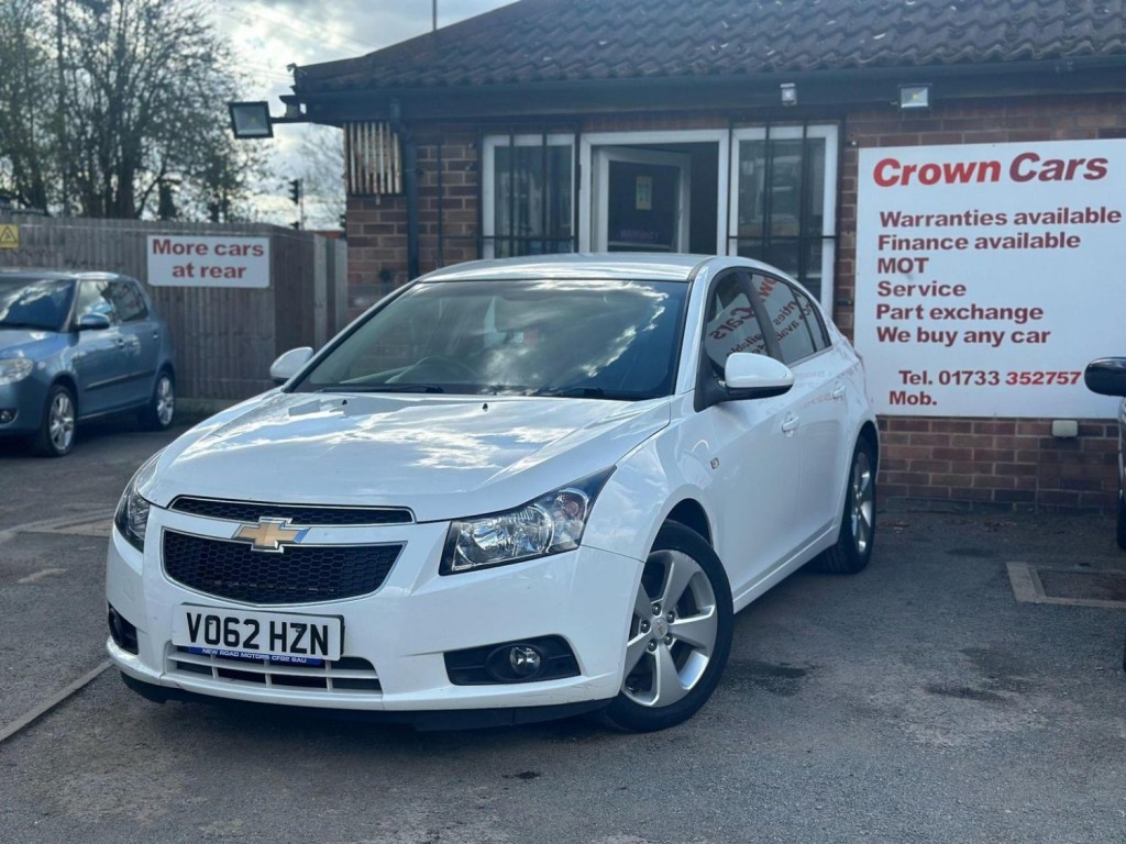 View CHEVROLET CRUZE 2.0 VCDi LTZ Euro 5 5dr