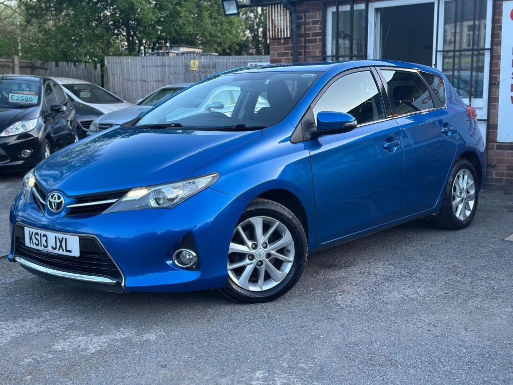 View TOYOTA AURIS 1.6 V-Matic Icon Euro 5 5dr