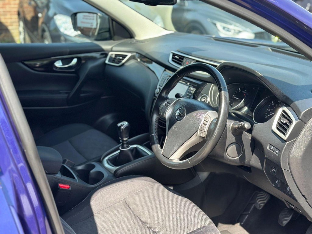 NISSAN QASHQAI