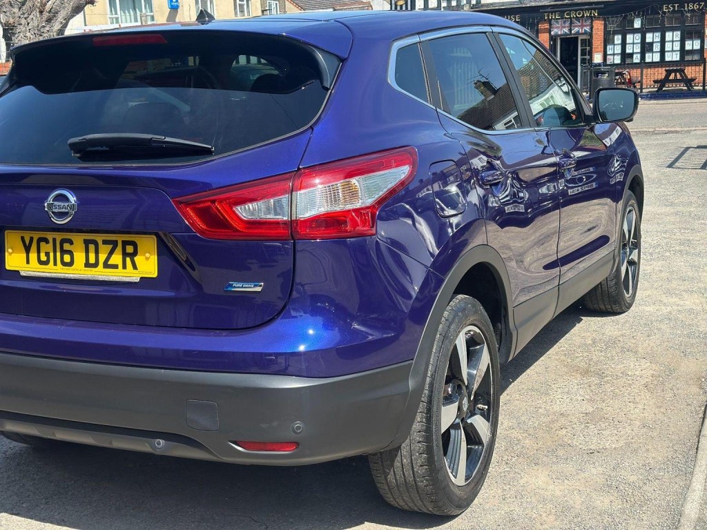 NISSAN QASHQAI