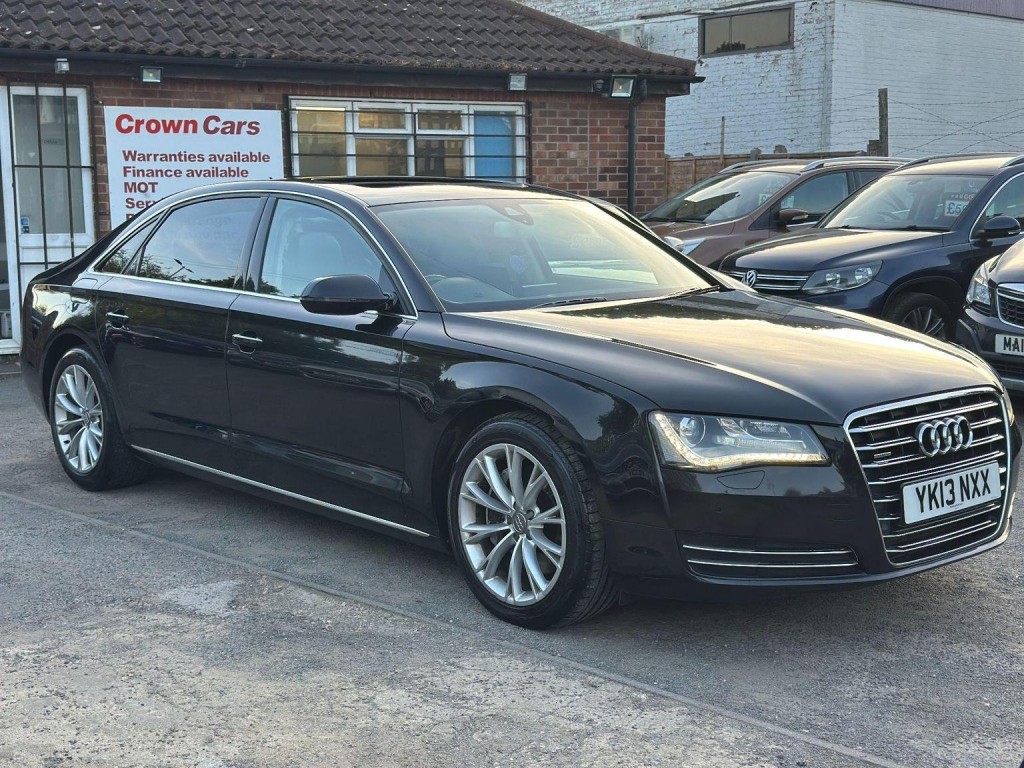 AUDI A8