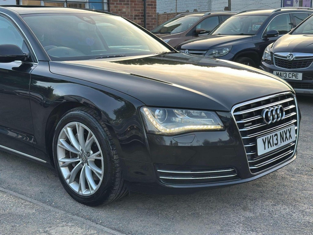 AUDI A8