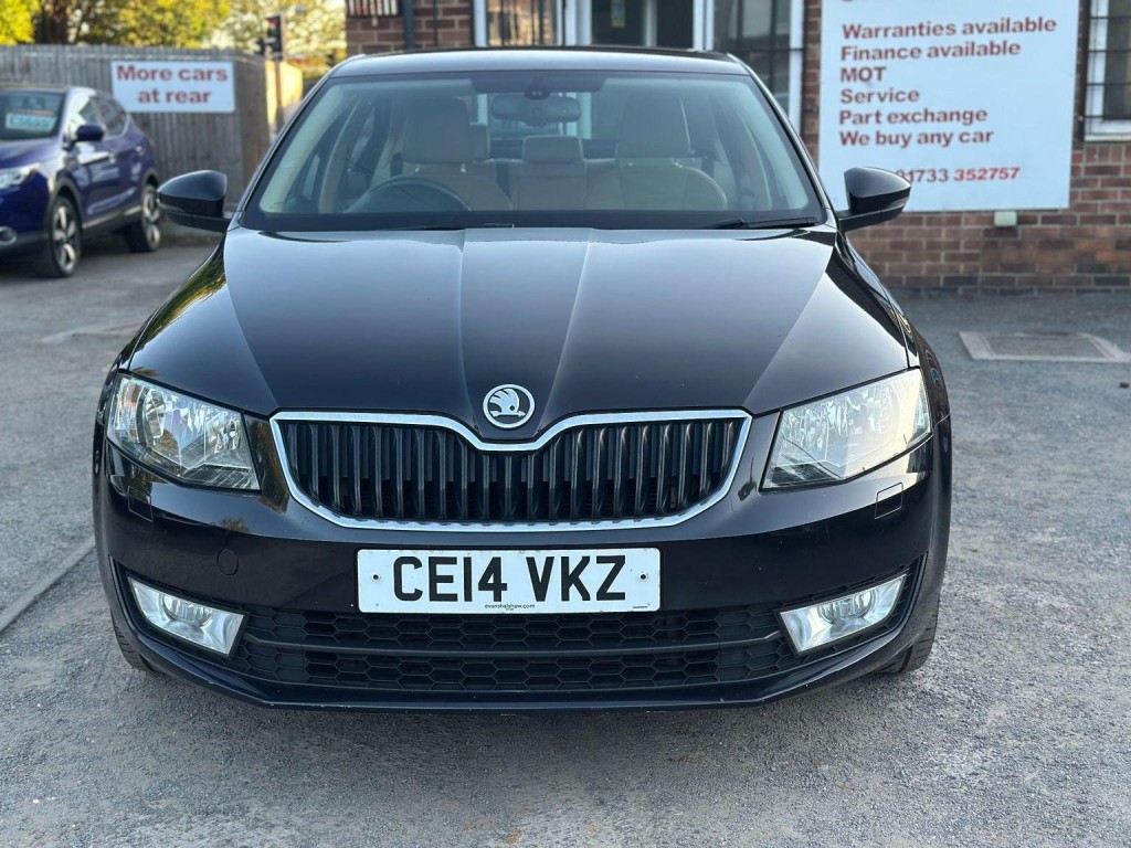View SKODA OCTAVIA 2.0 TDI Elegance DSG Euro 5 (s/s) 5dr