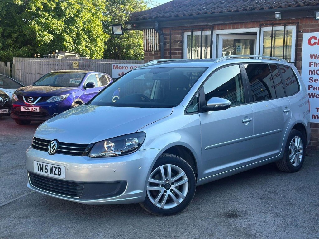 View VOLKSWAGEN TOURAN 1.6 TDI BlueMotion Tech SE DSG Euro 5 (s/s) 5dr