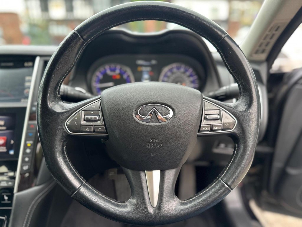 INFINITI Q50