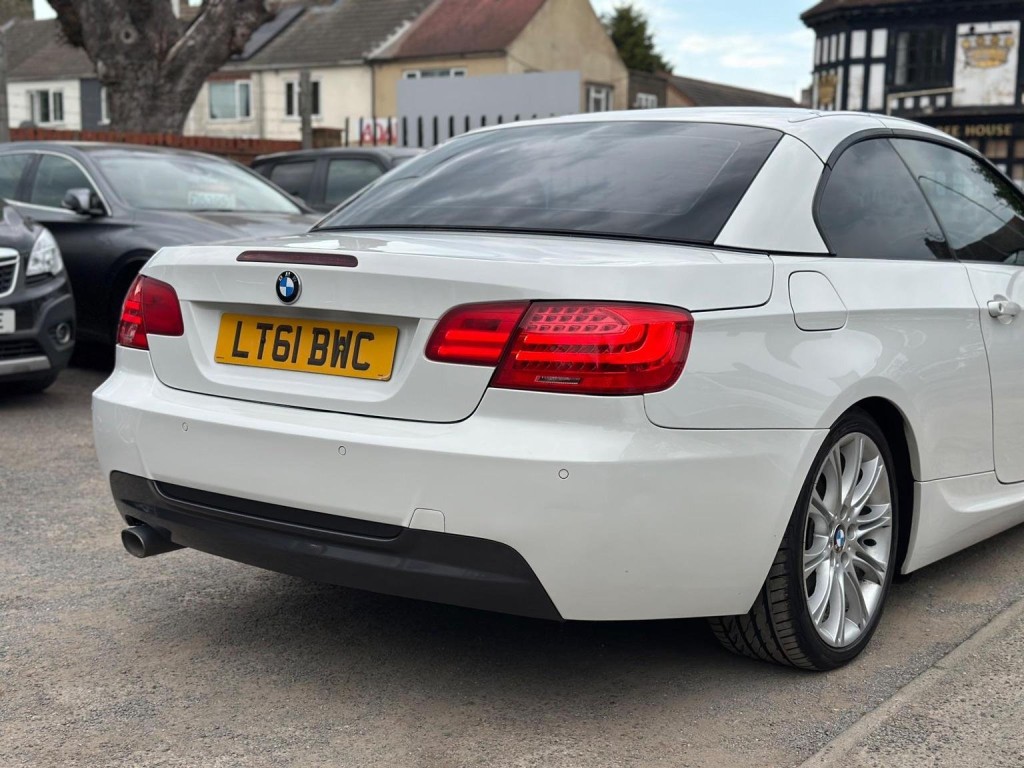 BMW 3 SERIES