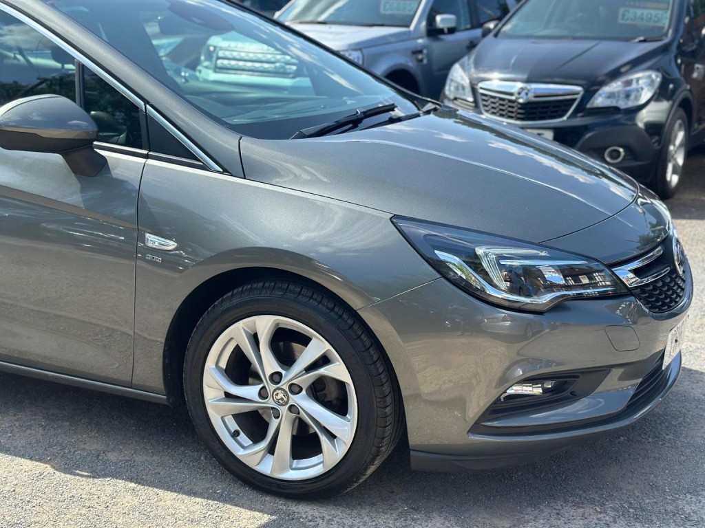 VAUXHALL ASTRA