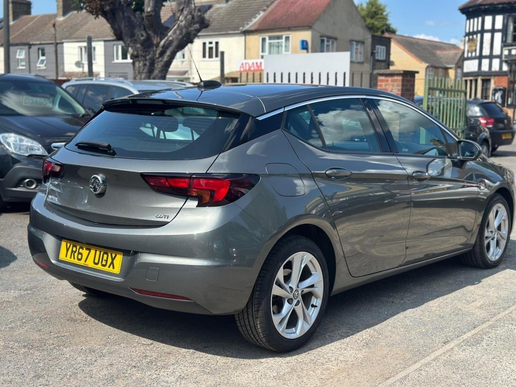VAUXHALL ASTRA