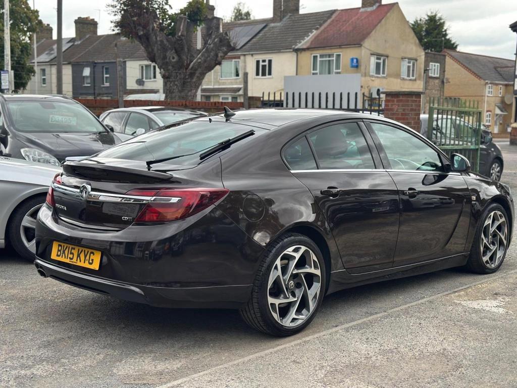 VAUXHALL INSIGNIA