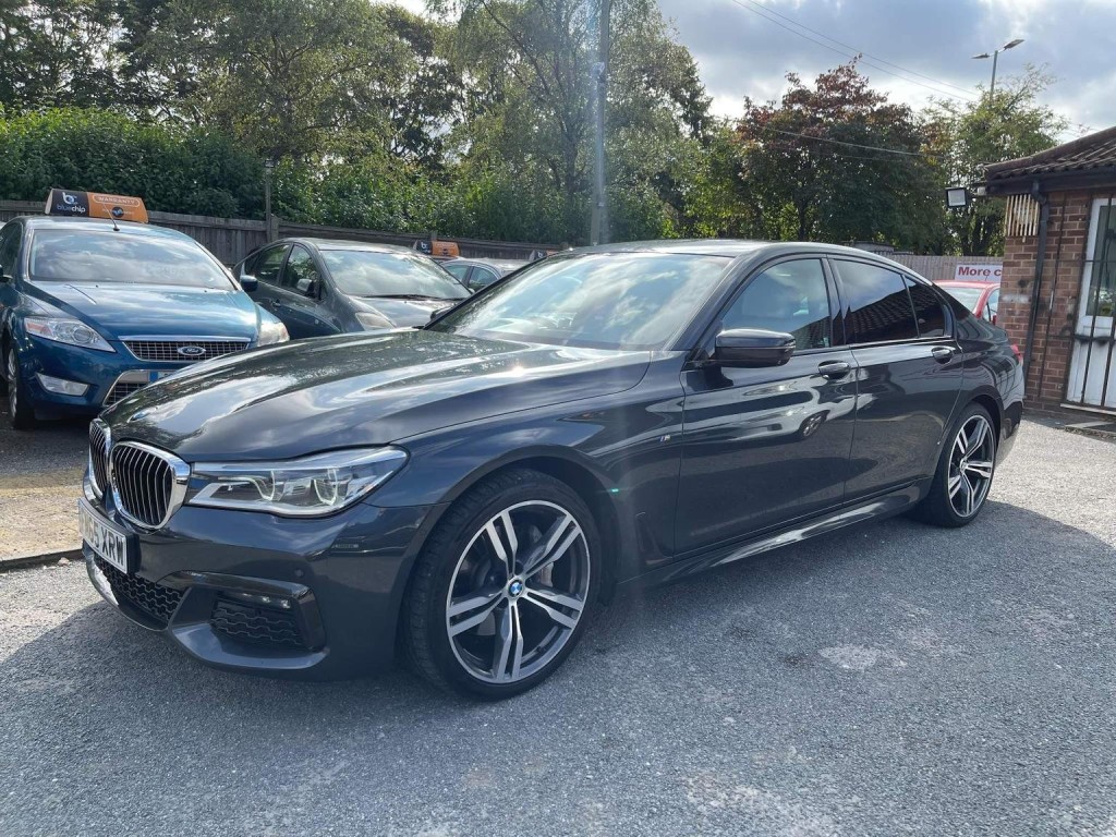 BMW 7 SERIES