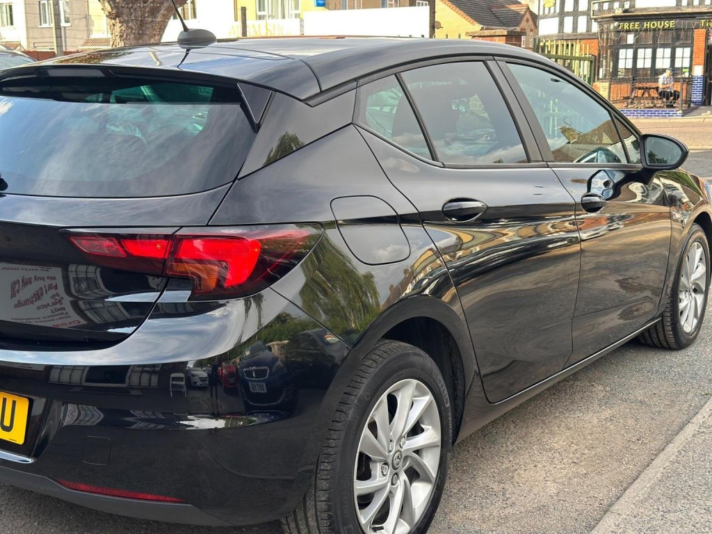 VAUXHALL ASTRA