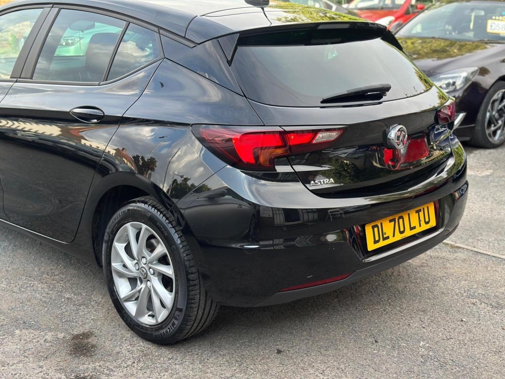 VAUXHALL ASTRA