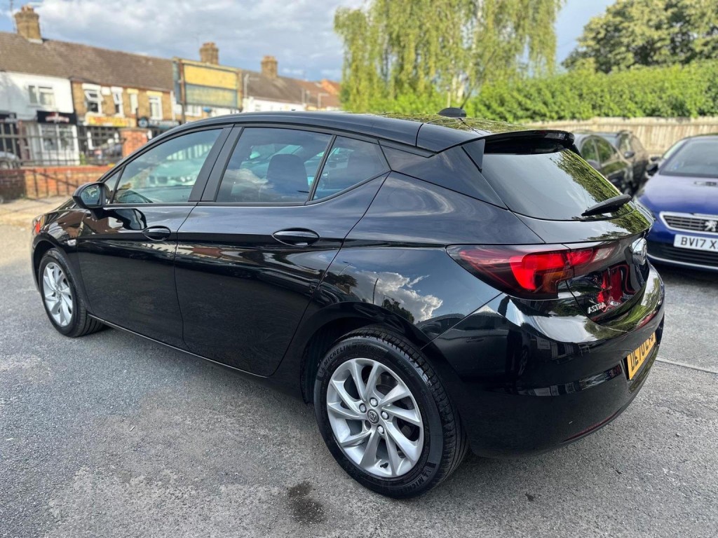 VAUXHALL ASTRA