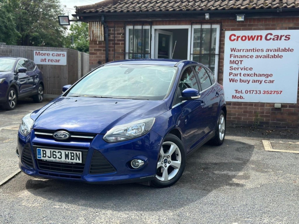 View FORD FOCUS 1.6 TDCi ECOnetic Zetec Navigator Euro 5 (s/s) 5dr