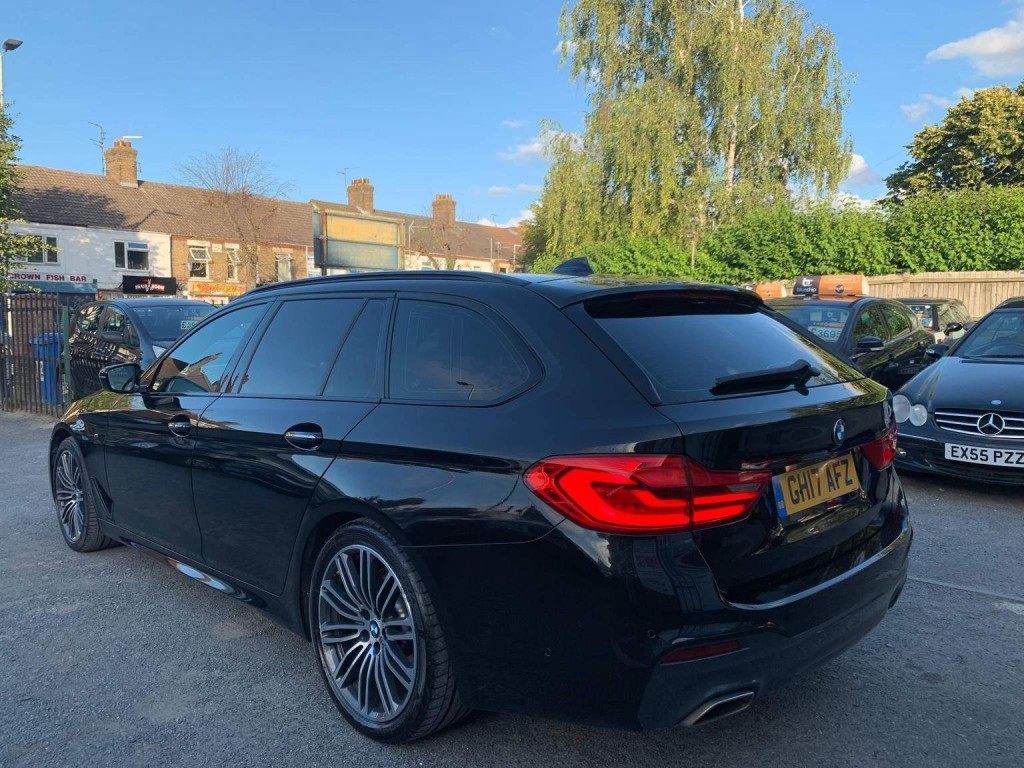 BMW 5 SERIES