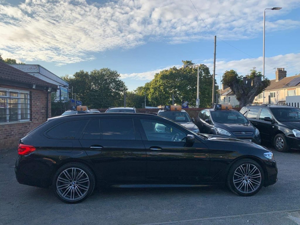 BMW 5 SERIES