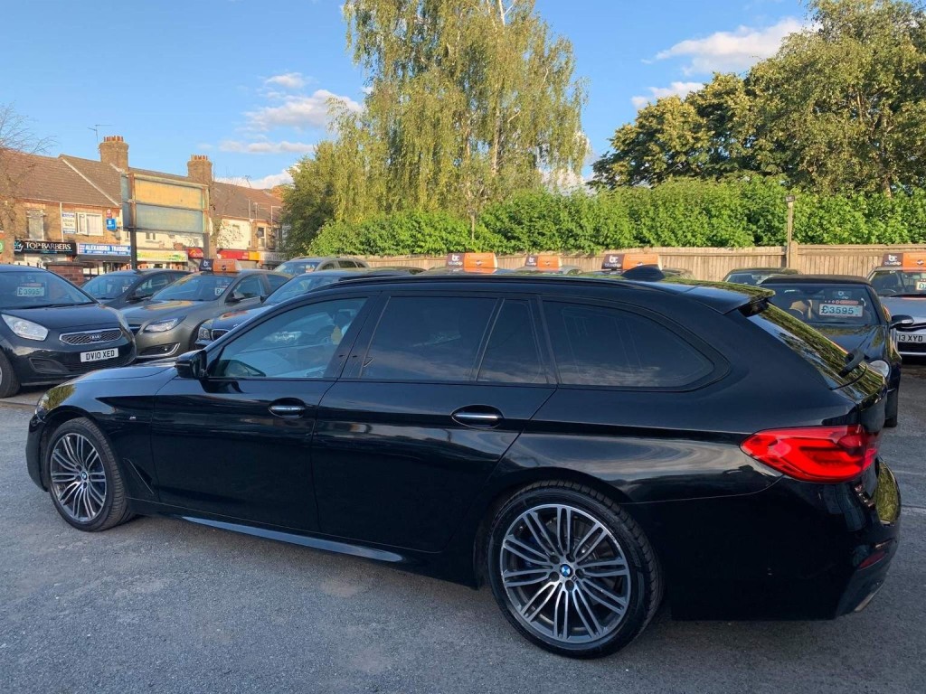 BMW 5 SERIES