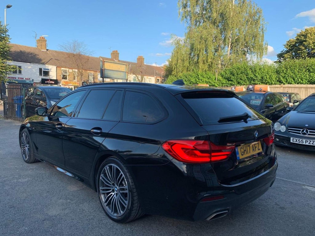 BMW 5 SERIES