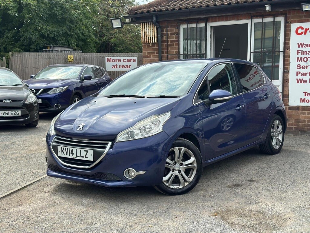 View PEUGEOT 208 1.4 HDi Allure Euro 5 5dr