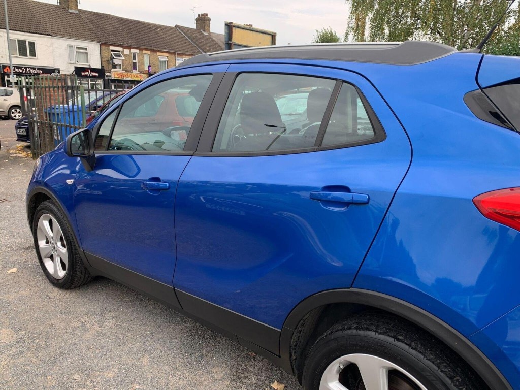 VAUXHALL MOKKA