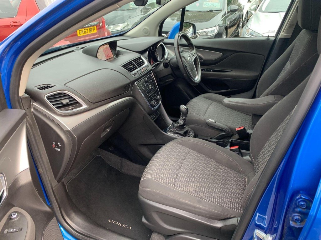 VAUXHALL MOKKA