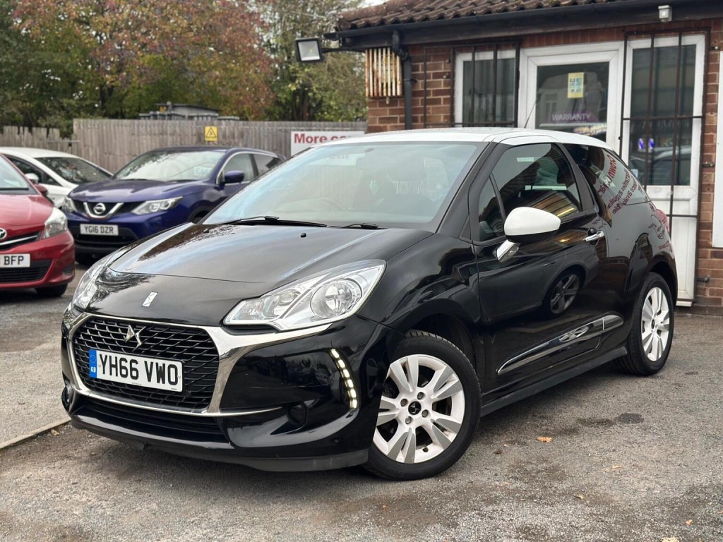 View DS AUTOMOBILES DS 3 1.2 PureTech Chic Euro 6 (s/s) 3dr