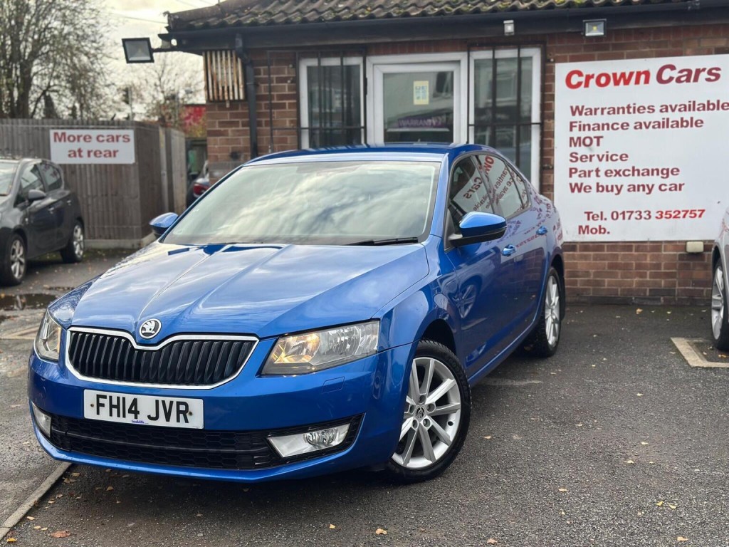 View SKODA OCTAVIA 1.6 TDI Elegance DSG Euro 5 (s/s) 5dr