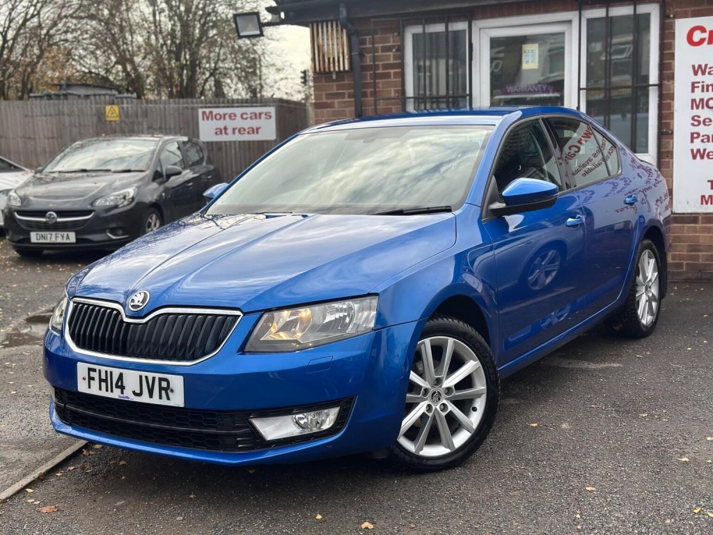 View SKODA OCTAVIA 1.6 TDI Elegance DSG Euro 5 (s/s) 5dr