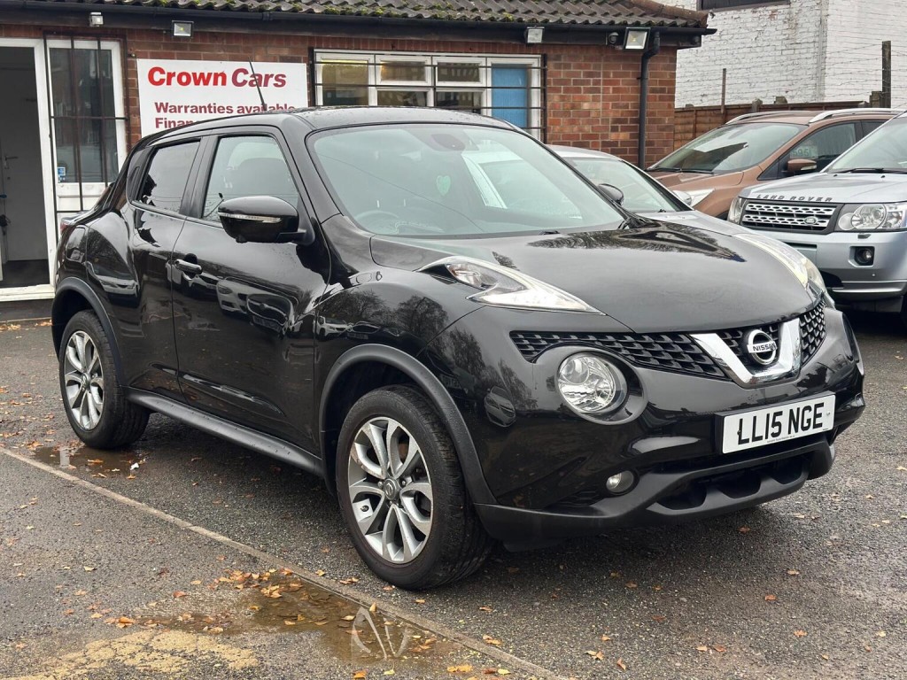 View NISSAN JUKE 1.6 Tekna XTRON Euro 5 5dr