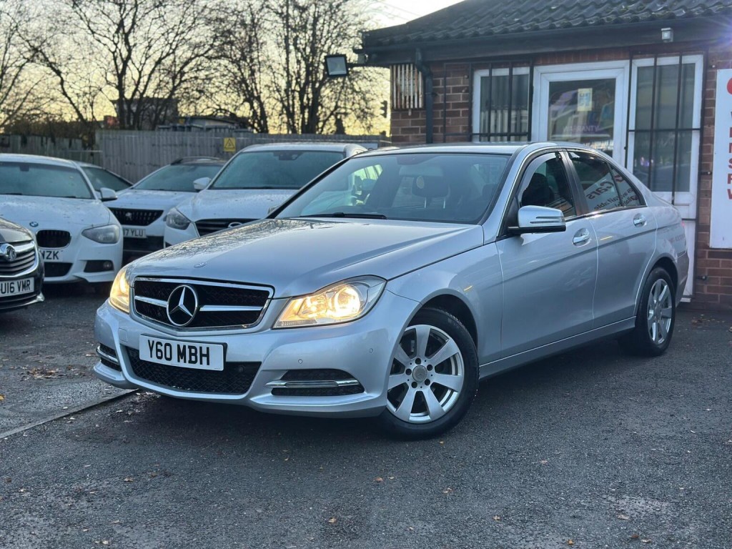 View MERCEDES-BENZ C CLASS 2.1 C220 CDI BlueEfficiency Executive SE G-Tronic+ Euro 5 (s/s) 4dr