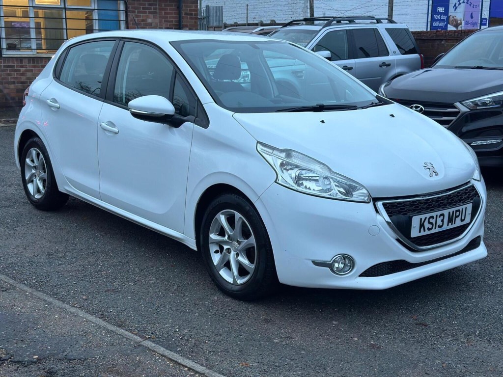 View PEUGEOT 208 1.4 HDi Active Euro 5 5dr