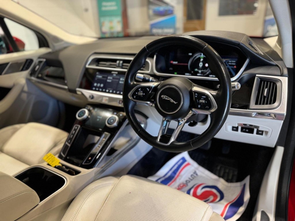 JAGUAR I-Pace